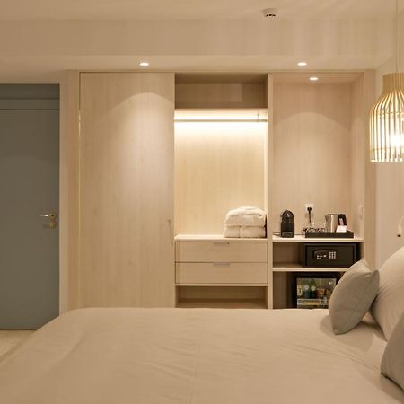 Malibu Foz Hotel - La Maison Younan Figueira da Foz Esterno foto A room at the hotel