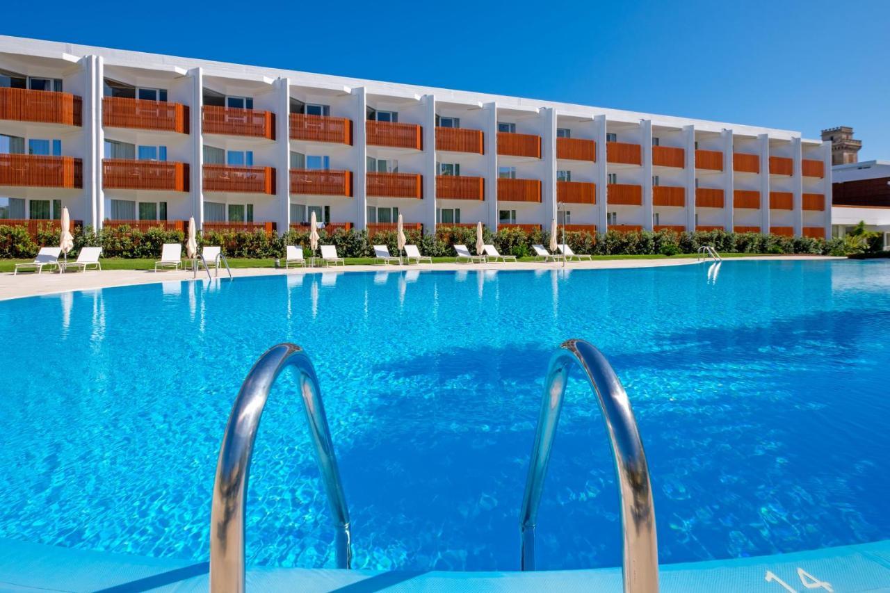 Malibu Foz Hotel - La Maison Younan Figueira da Foz Esterno foto